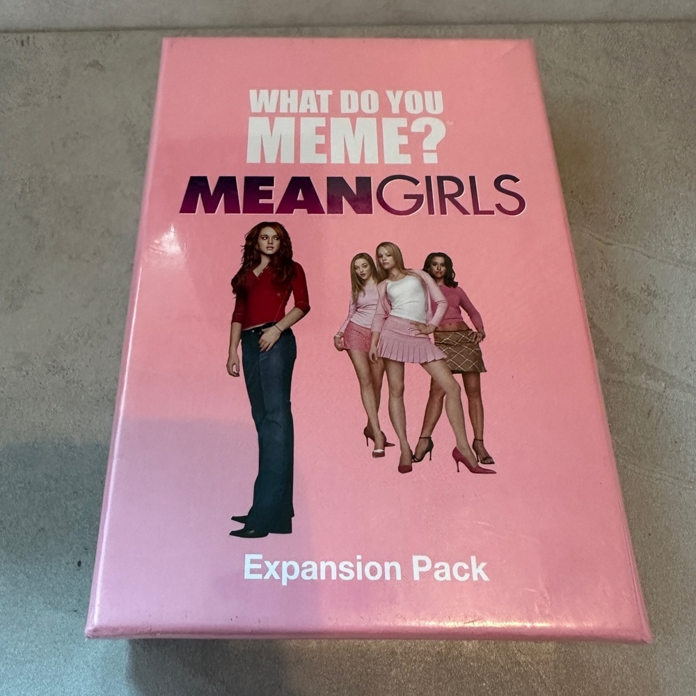 What Do You Meme? Mean Girls Expansion Pack - Pink